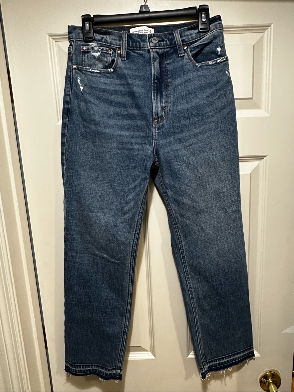 Ambercrombie NWT Ultra High Rise Ankle Straight